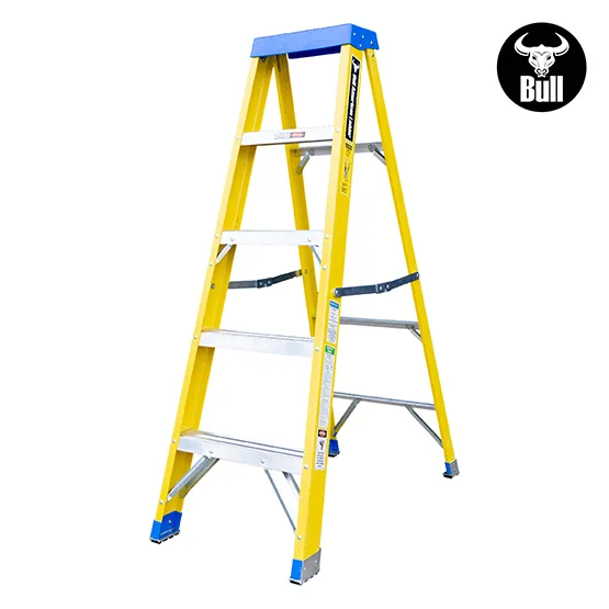 ESCALERA FIBRA SIMPLE ACCESO 5 PASOS 113KG 1.53m FTS113-5I AMERICAN BULL