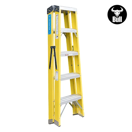 ESCALERA FIBRA TIJERA DOBLE ACCESO 5 PASOS 150KG 1.53m FTD150-5IA AMERICAN BULL