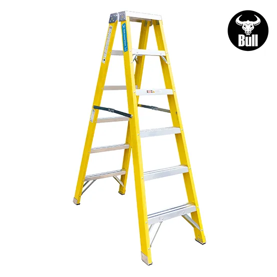 ESCALERA FIBRA TIJERA DOBLE ACCESO 6 PASOS 150KG 1.83m FTD150-6IA AMERICAN BULL